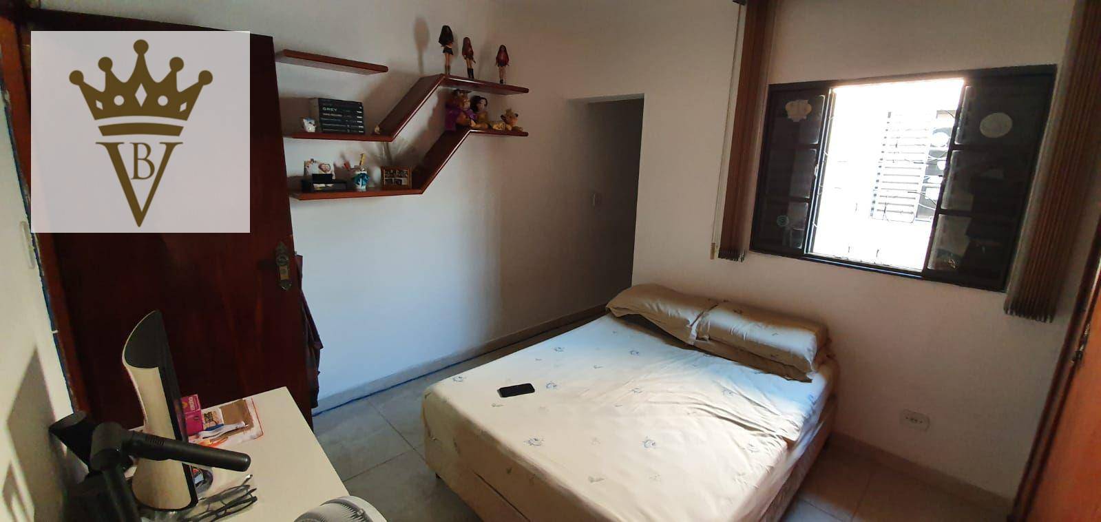 Casa à venda com 3 quartos, 131m² - Foto 12