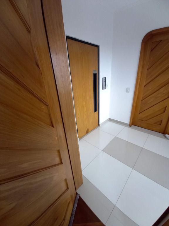 Apartamento à venda com 3 quartos, 198m² - Foto 7