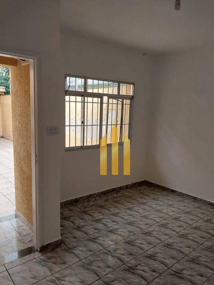 Sobrado à venda e aluguel com 3 quartos, 180m² - Foto 61