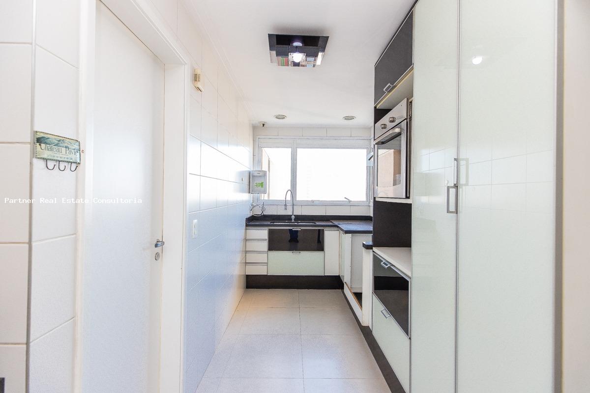 Apartamento à venda com 3 quartos, 222m² - Foto 42