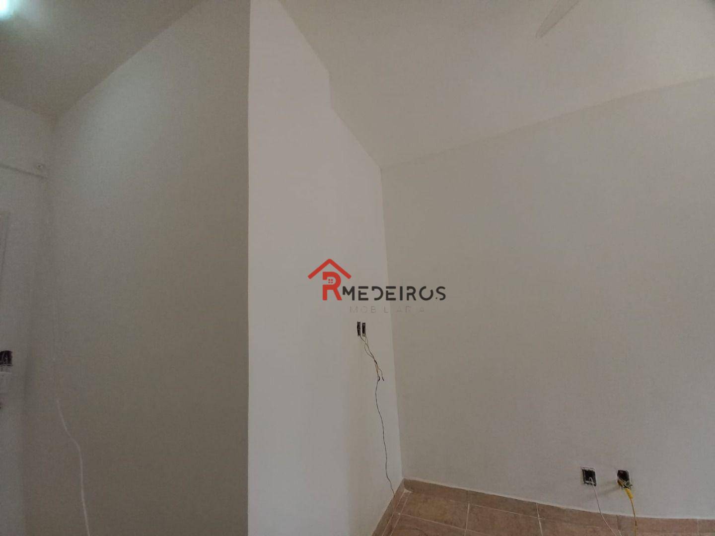 Apartamento à venda com 1 quarto, 35m² - Foto 4