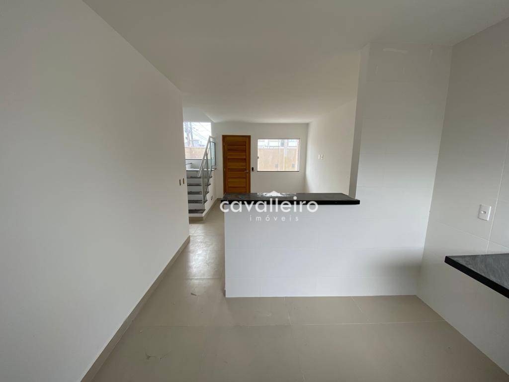 Casa à venda com 2 quartos, 79m² - Foto 4