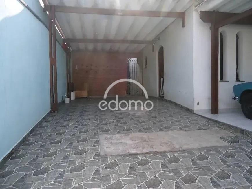 Casa para alugar com 3 quartos, 200m² - Foto 2