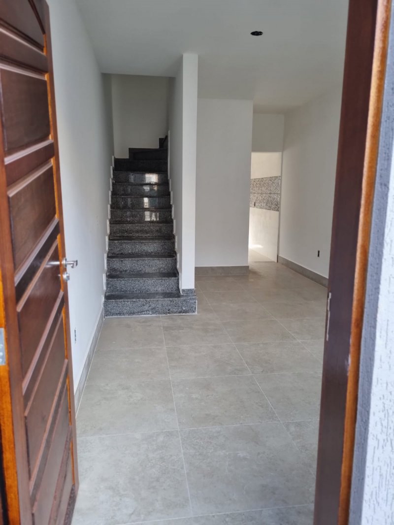 Sobrado à venda com 2 quartos, 66m² - Foto 3