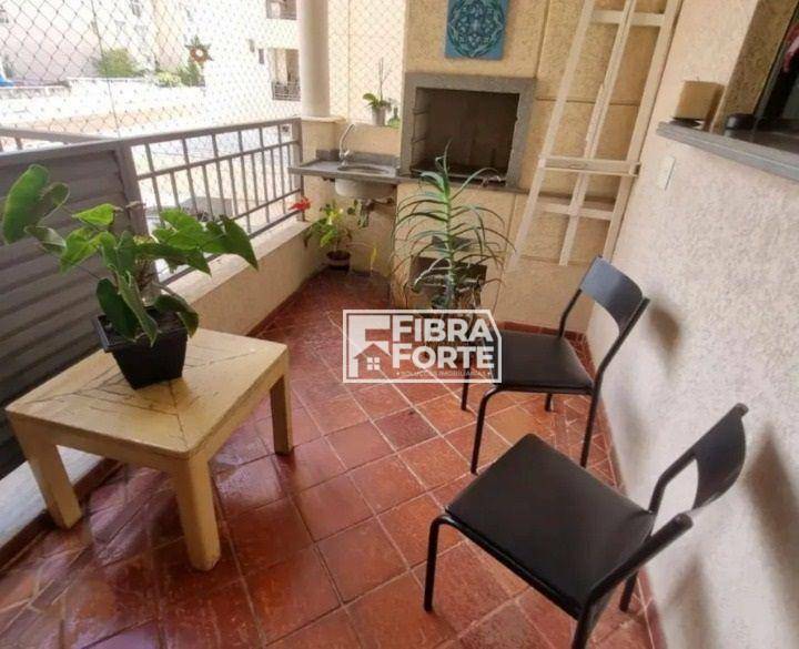 Apartamento para alugar com 4 quartos, 148m² - Foto 11