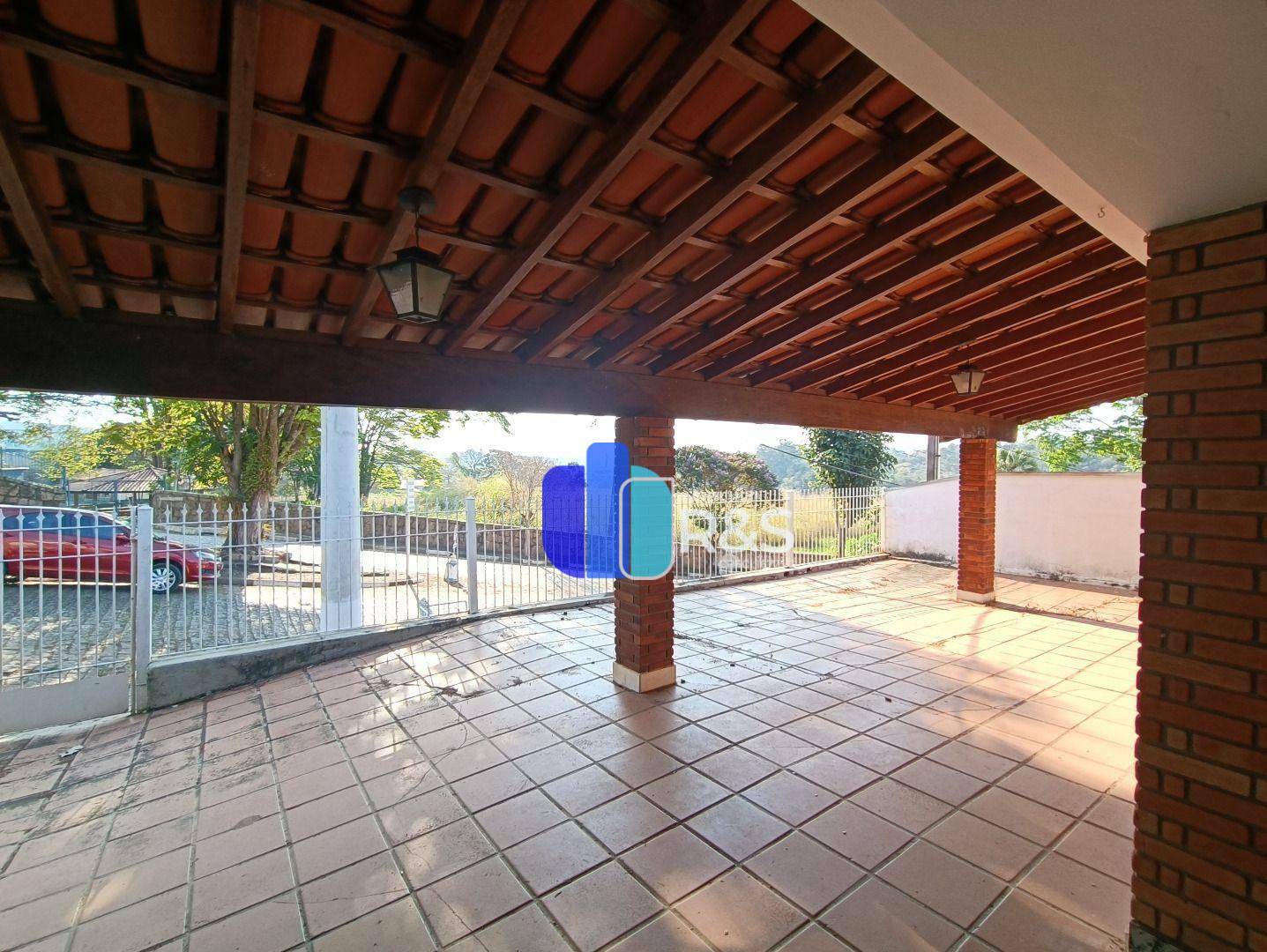 Casa para alugar com 3 quartos, 210m² - Foto 7