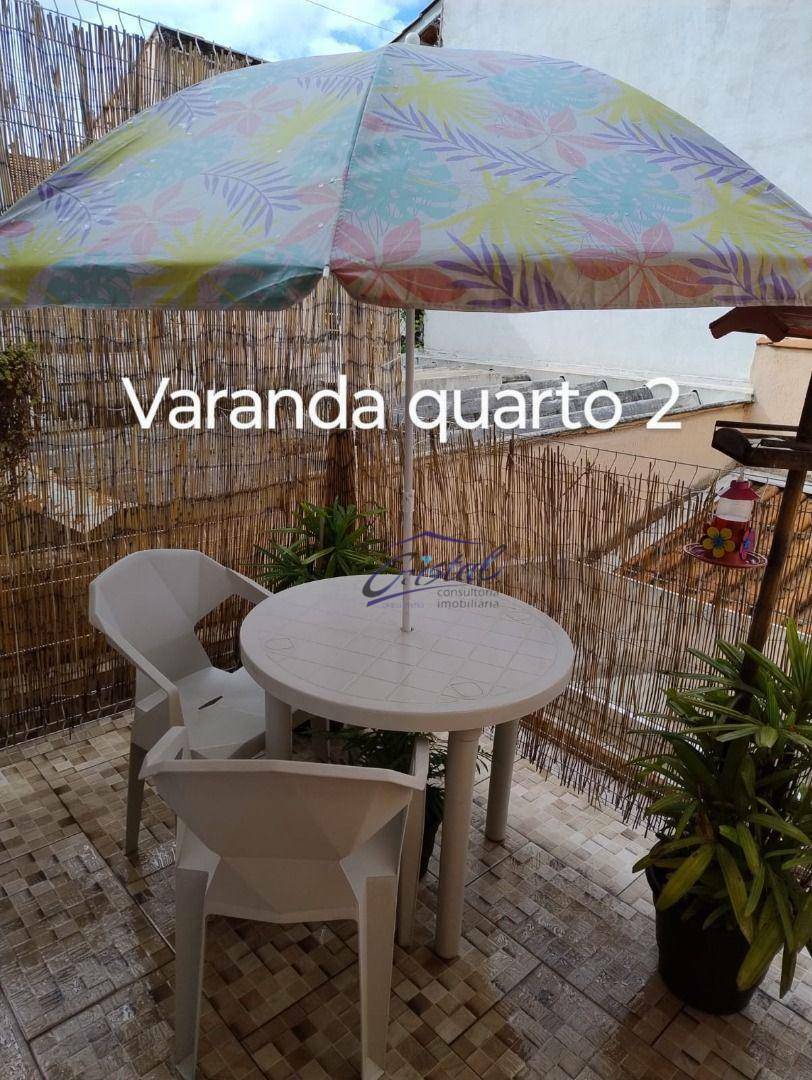 Casa à venda com 3 quartos, 160m² - Foto 4