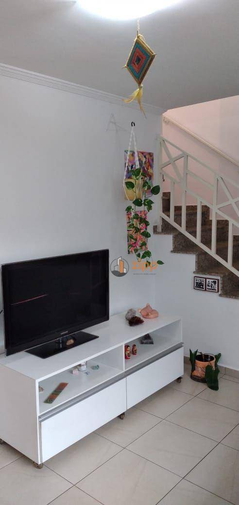 Sobrado à venda com 3 quartos, 95m² - Foto 1