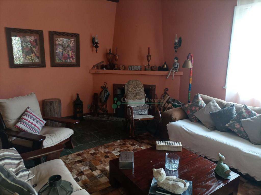 Casa de Condomínio à venda com 4 quartos, 250m² - Foto 10