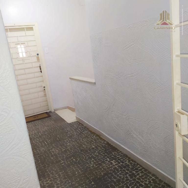 Apartamento à venda com 2 quartos, 68m² - Foto 27