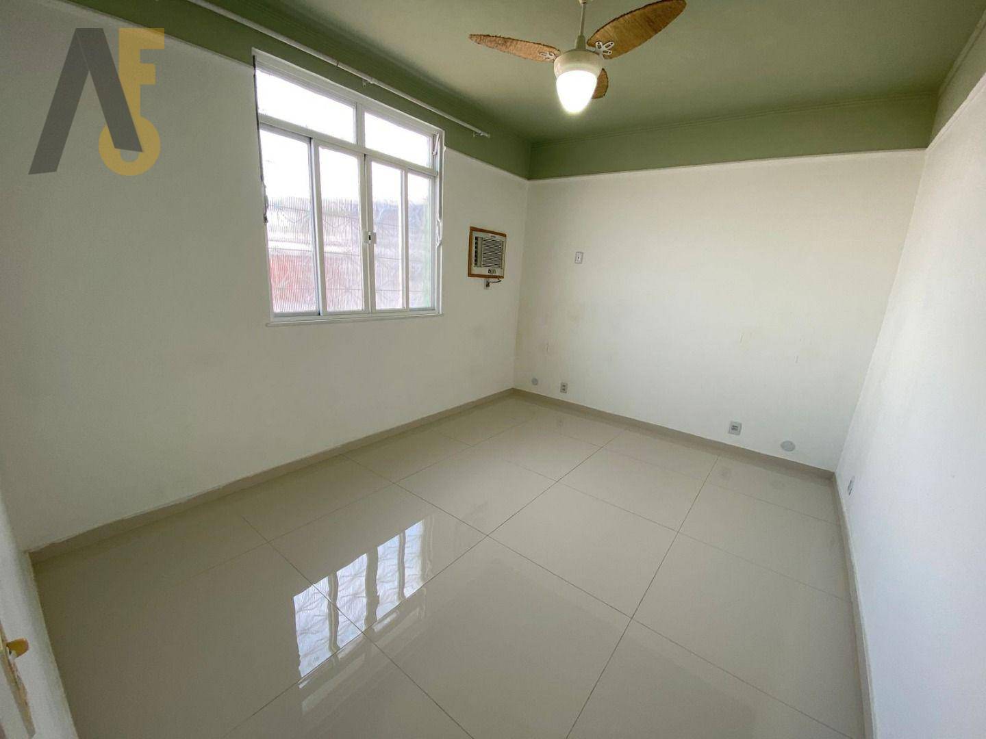 Casa de Condomínio à venda com 4 quartos, 200m² - Foto 25
