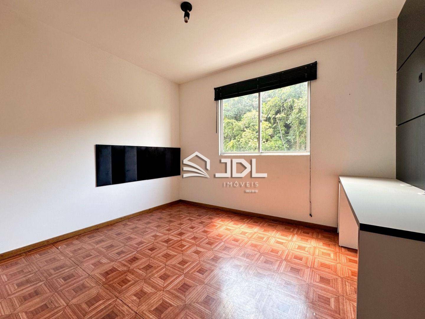 Apartamento à venda com 3 quartos, 110m² - Foto 21