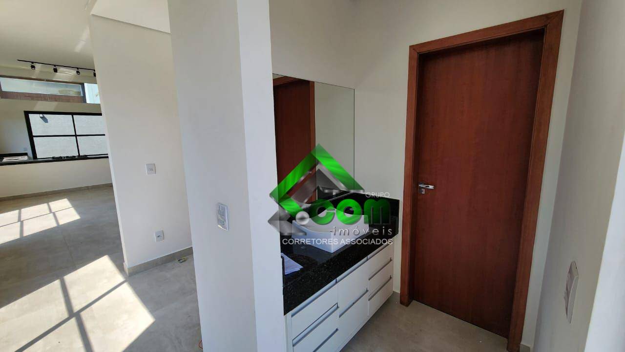 Casa para alugar com 3 quartos, 120m² - Foto 11