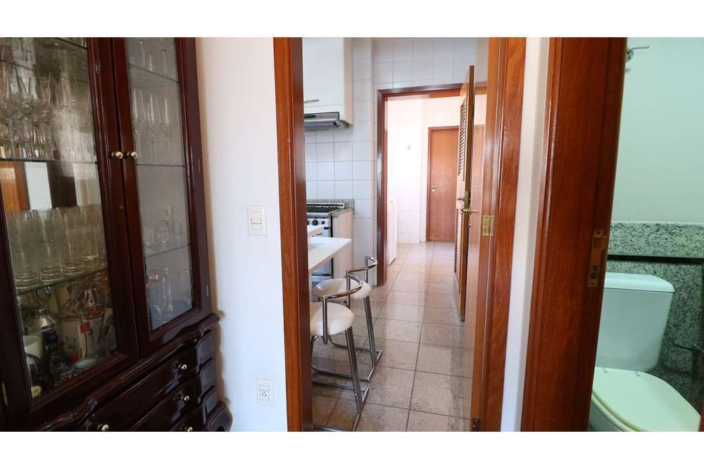 Apartamento à venda com 4 quartos, 226m² - Foto 12