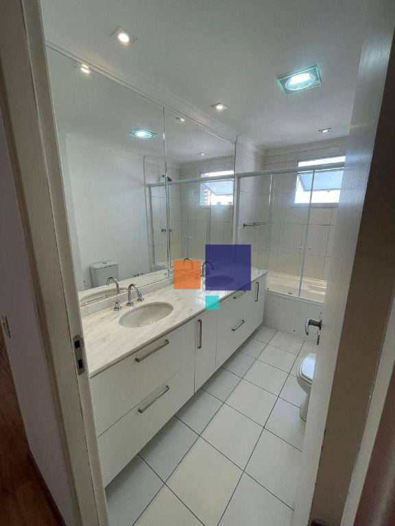 Apartamento para alugar com 4 quartos, 182m² - Foto 56