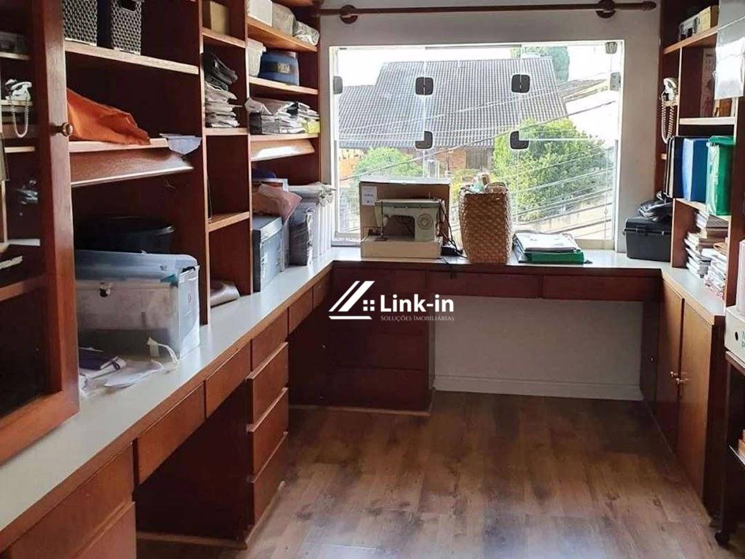Casa, 3 quartos, 320 m² - Foto 1