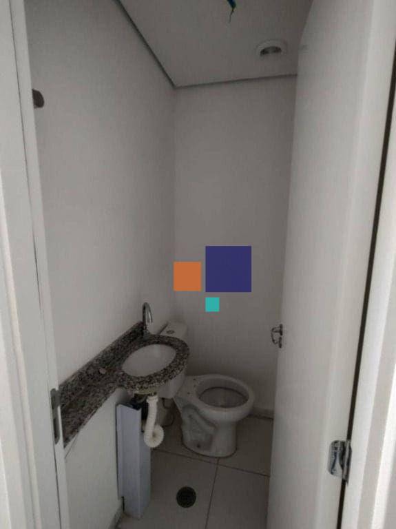 Apartamento para alugar com 2 quartos, 64m² - Foto 12