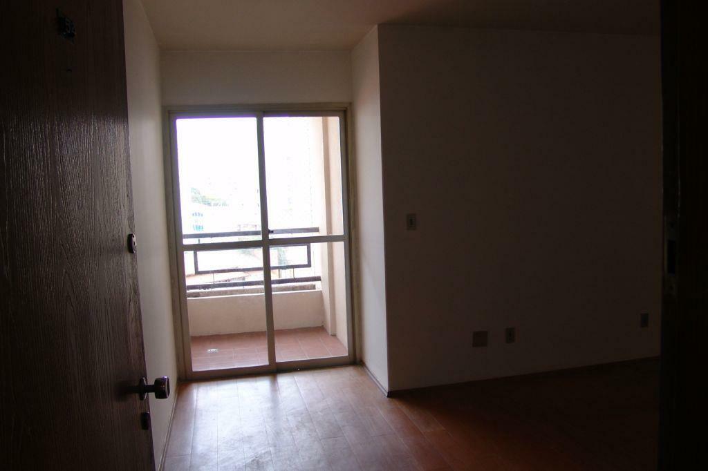 Apartamento para alugar com 2 quartos, 82m² - Foto 2