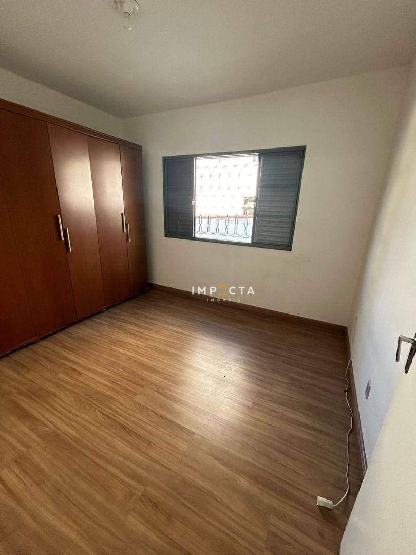 Casa para alugar com 3 quartos, 180m² - Foto 10