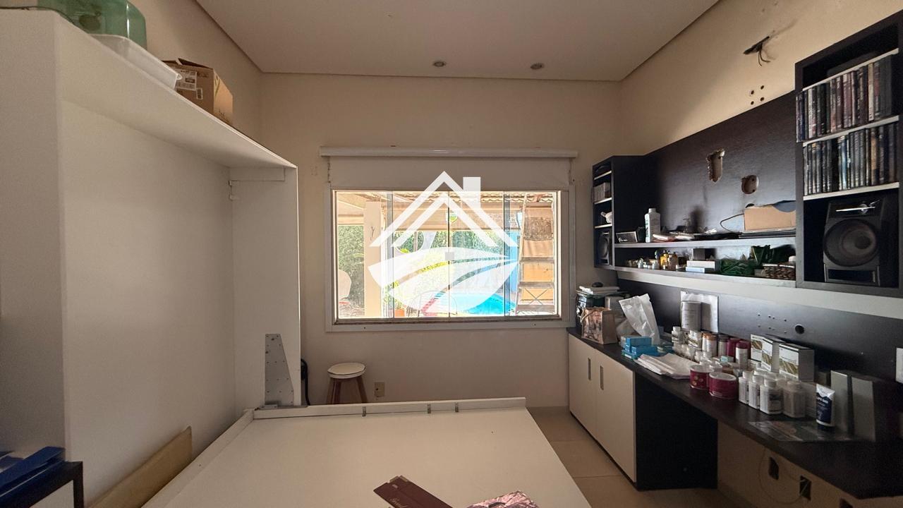 Casa à venda com 4 quartos, 372m² - Foto 15