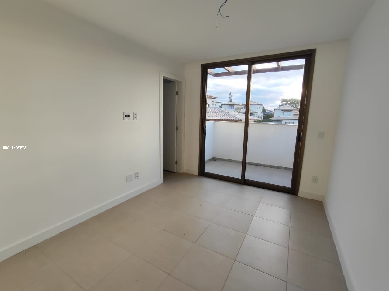 Casa de Condomínio à venda com 4 quartos, 312m² - Foto 22