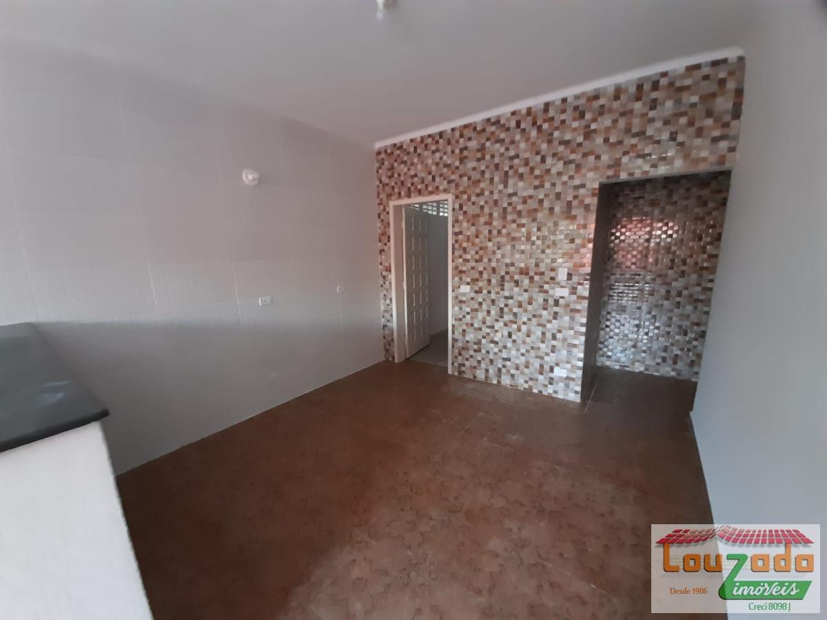 Casa à venda com 3 quartos, 298m² - Foto 5