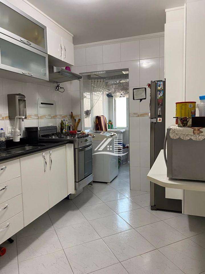 Apartamento à venda com 2 quartos, 70m² - Foto 6