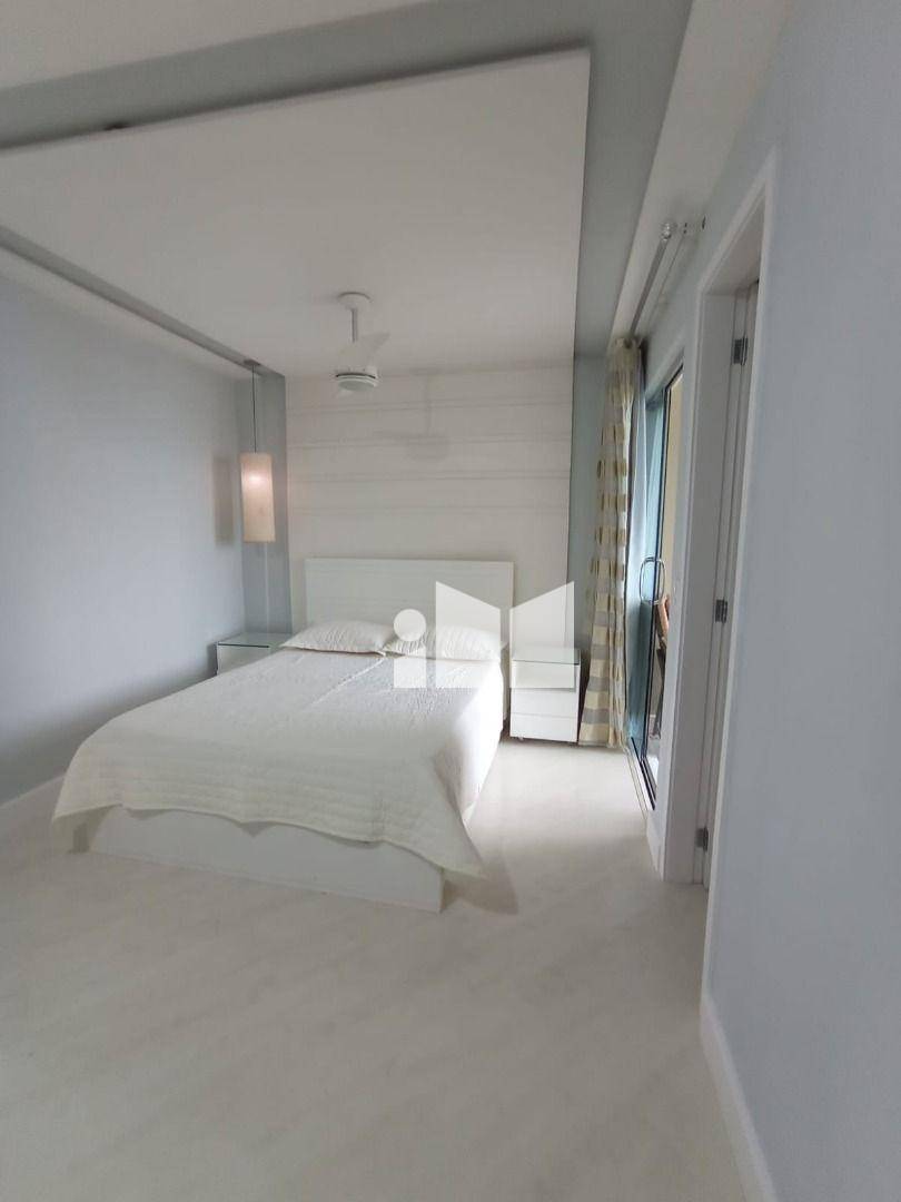 Apartamento para alugar com 2 quartos, 95m² - Foto 7