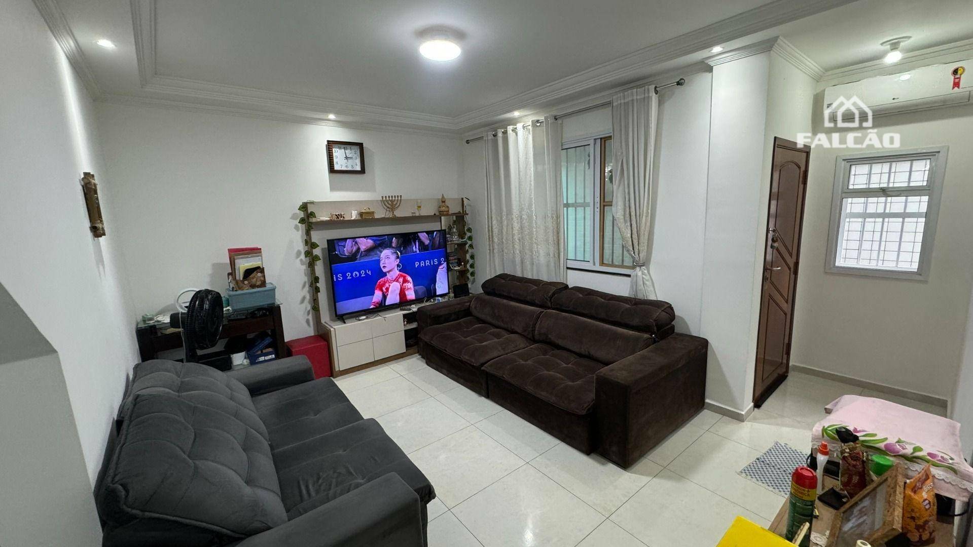 Casa à venda com 2 quartos, 100m² - Foto 2