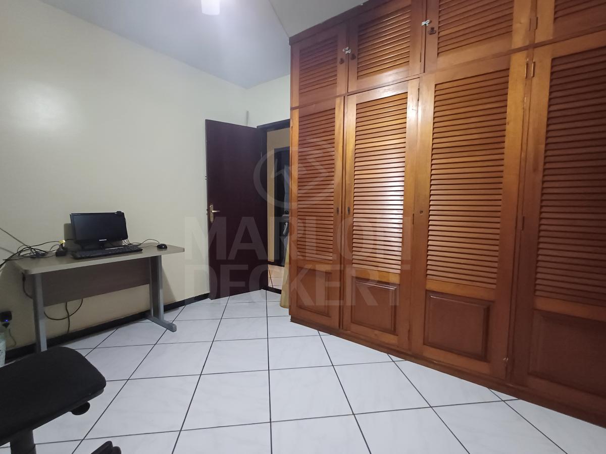 Casa à venda com 5 quartos, 160m² - Foto 30