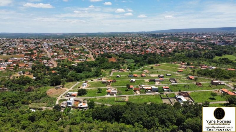 Terreno à venda, 200m² - Foto 1