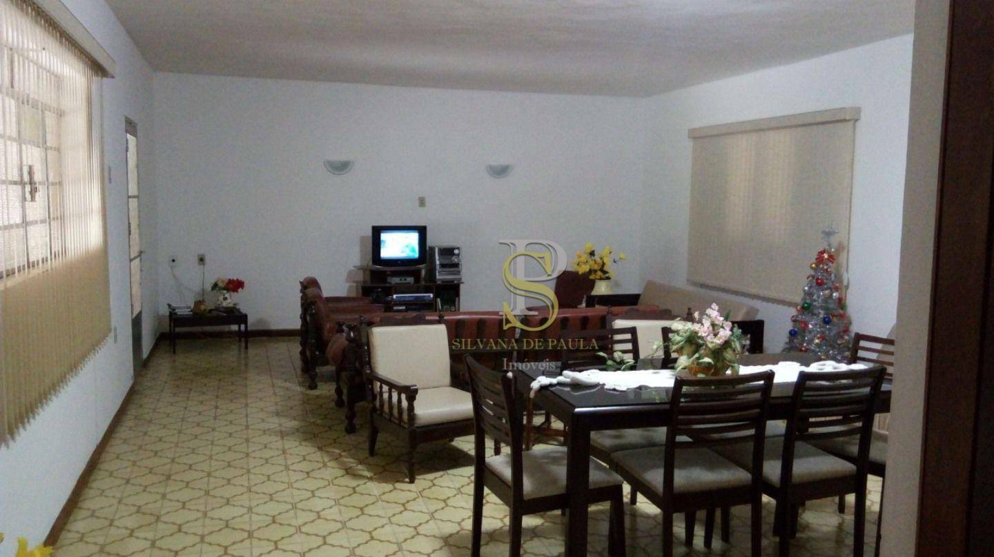 Chácara à venda com 3 quartos, 250m² - Foto 12