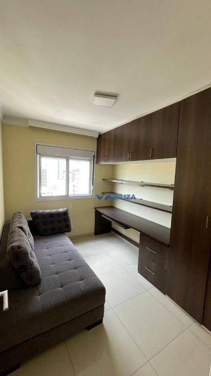 Apartamento à venda com 3 quartos, 114m² - Foto 8