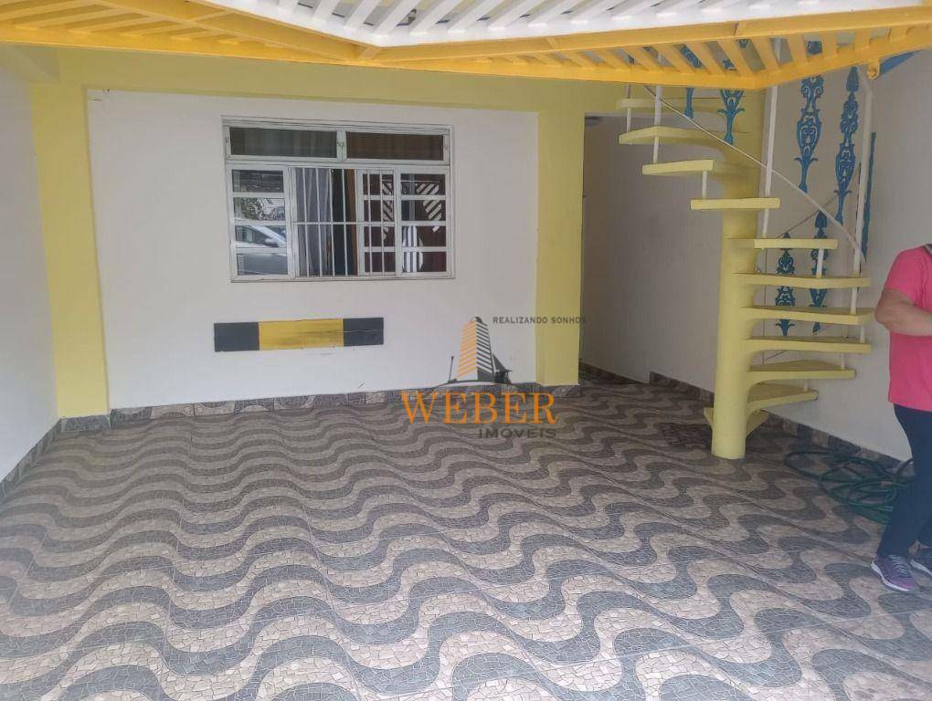 Sobrado à venda com 4 quartos, 200m² - Foto 3