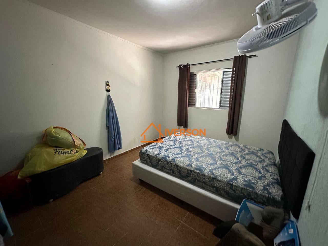 Casa à venda com 2 quartos, 175m² - Foto 14