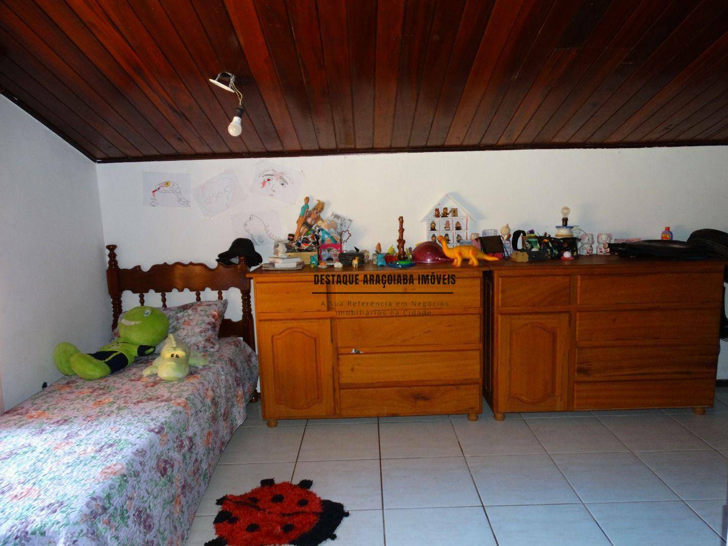 Casa à venda com 3 quartos, 250m² - Foto 17