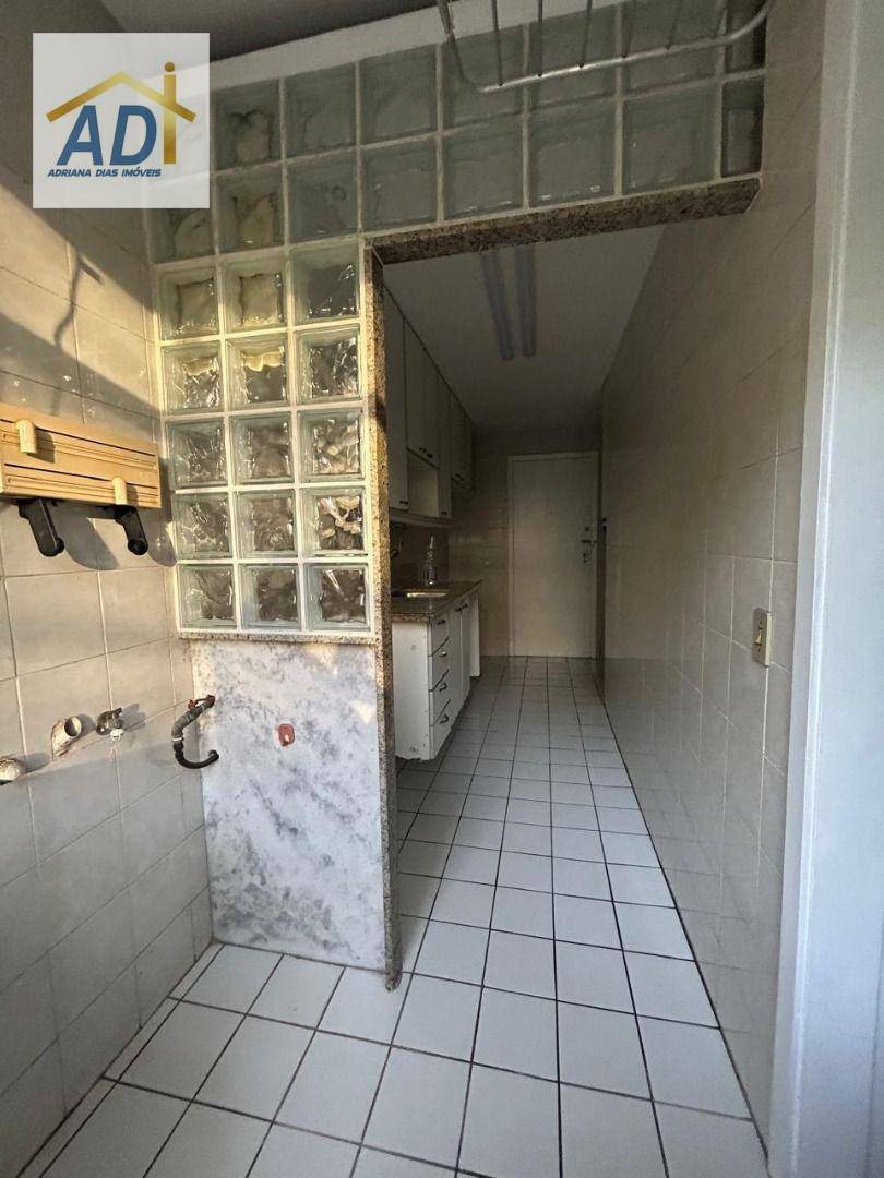 Apartamento para alugar com 3 quartos, 110m² - Foto 31