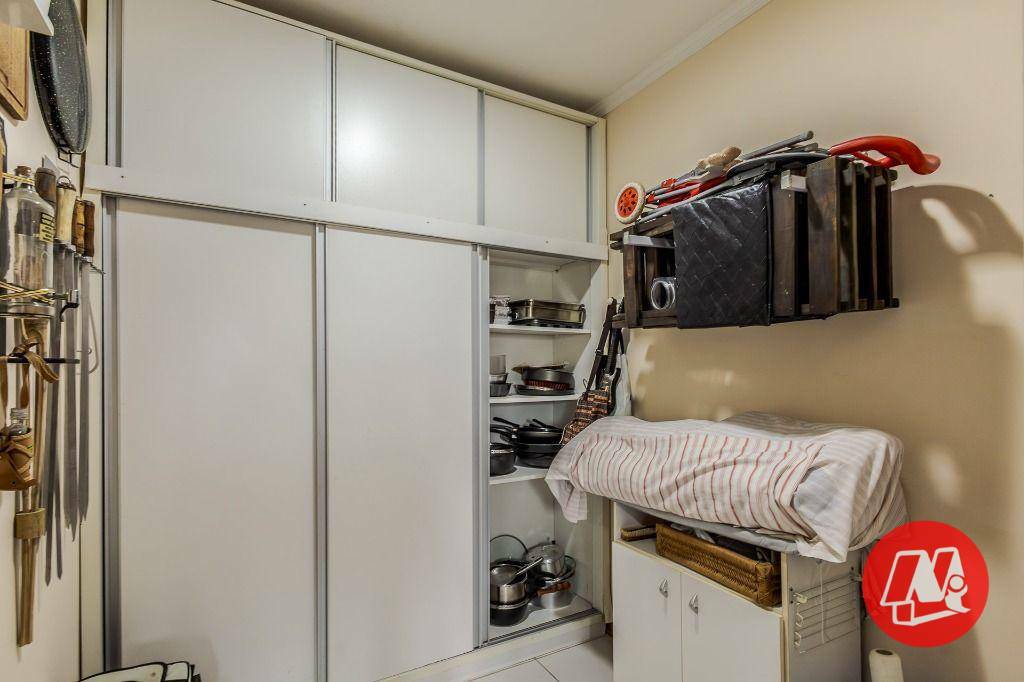 Apartamento à venda com 3 quartos, 201m² - Foto 22