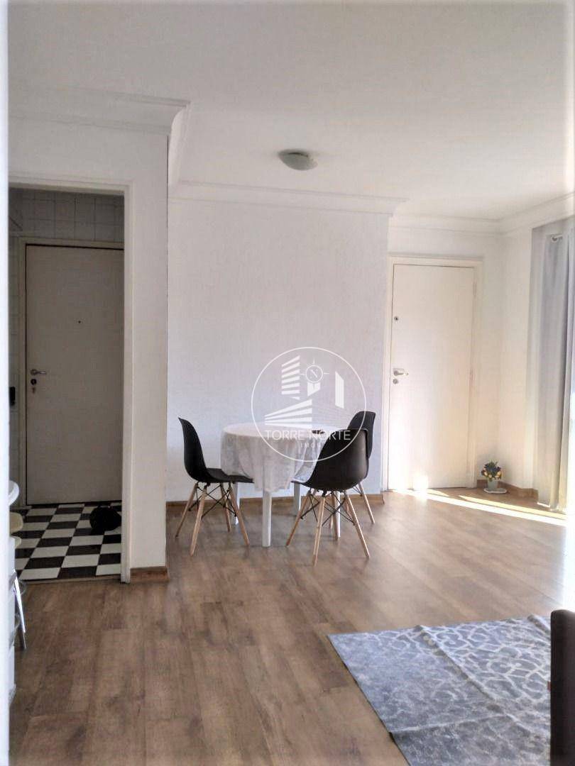 Apartamento à venda com 3 quartos, 68m² - Foto 2