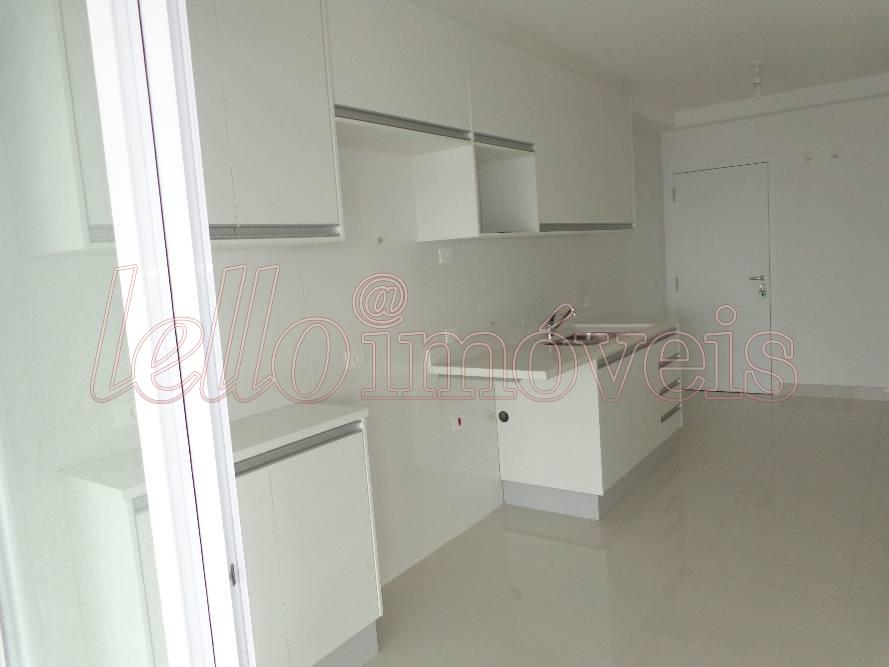 Apartamento à venda com 3 quartos, 156m² - Foto 7