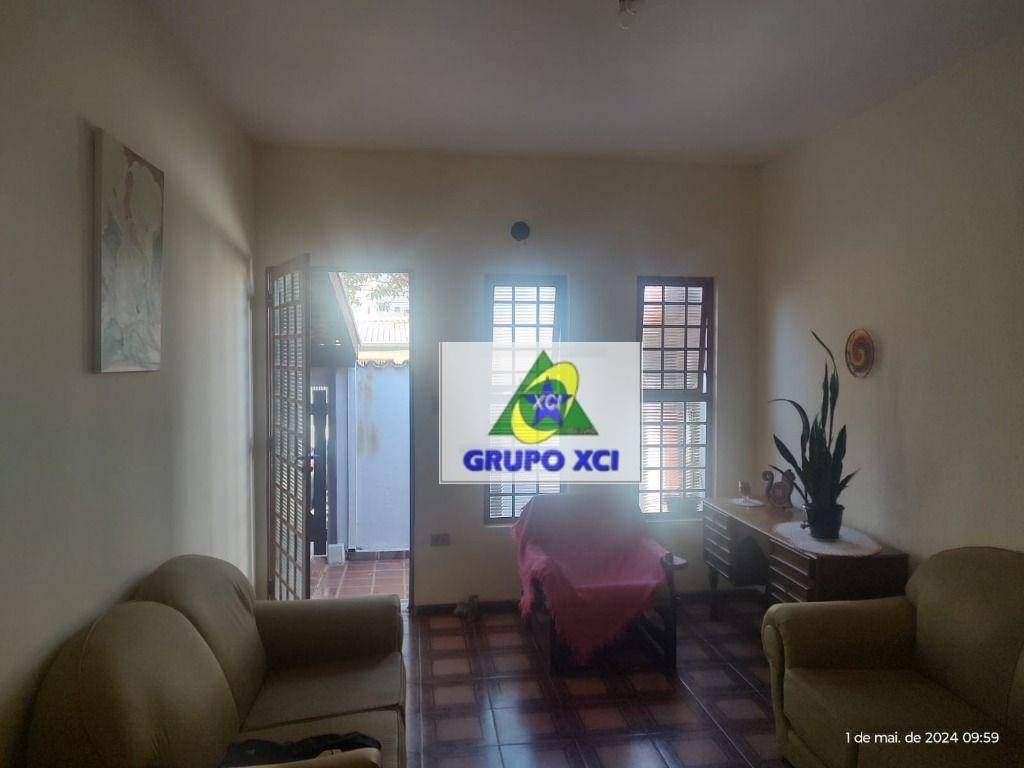 Casa de Condomínio à venda com 3 quartos, 190m² - Foto 3