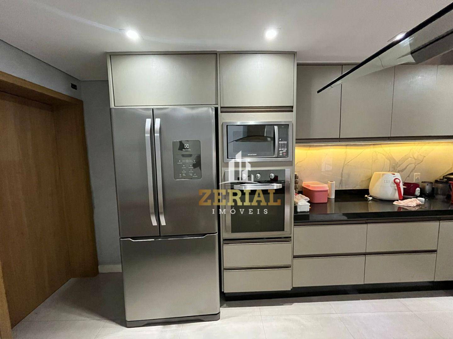 Sobrado à venda com 3 quartos, 185m² - Foto 8