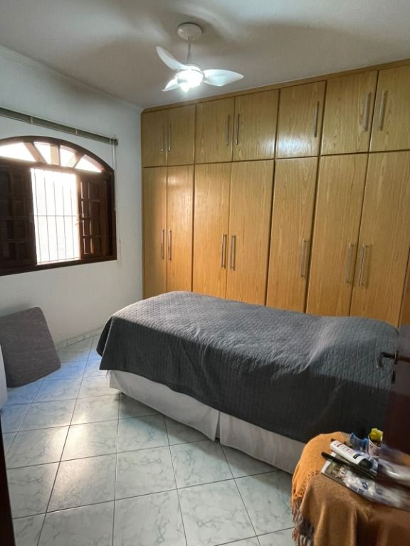 Sobrado à venda com 4 quartos, 337m² - Foto 27