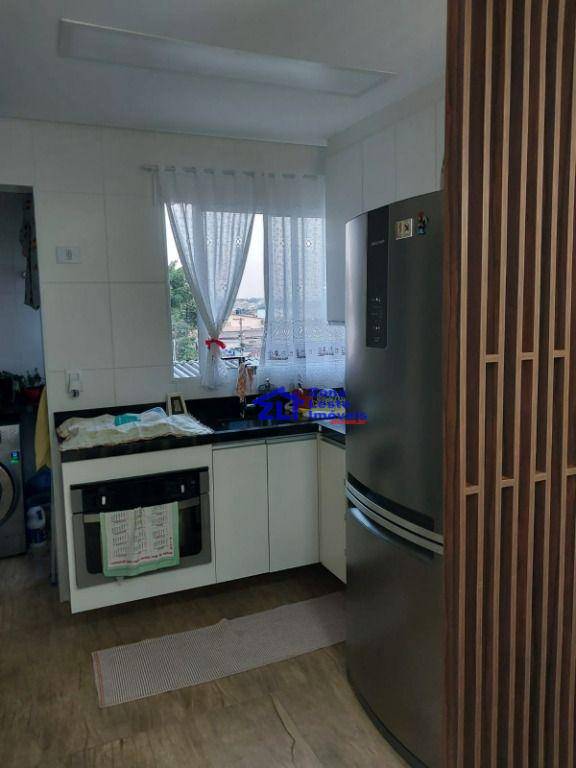 Apartamento à venda com 2 quartos, 40m² - Foto 13