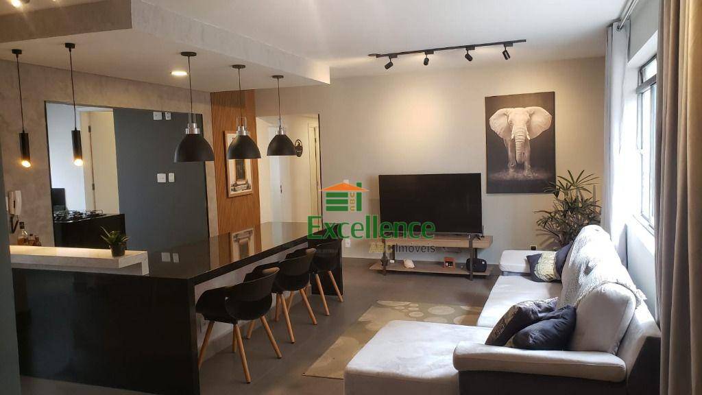 Apartamento para alugar com 3 quartos, 155m² - Foto 1