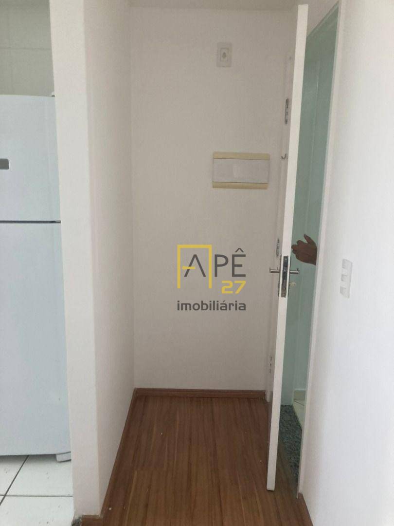 Apartamento para alugar com 2 quartos, 60m² - Foto 4