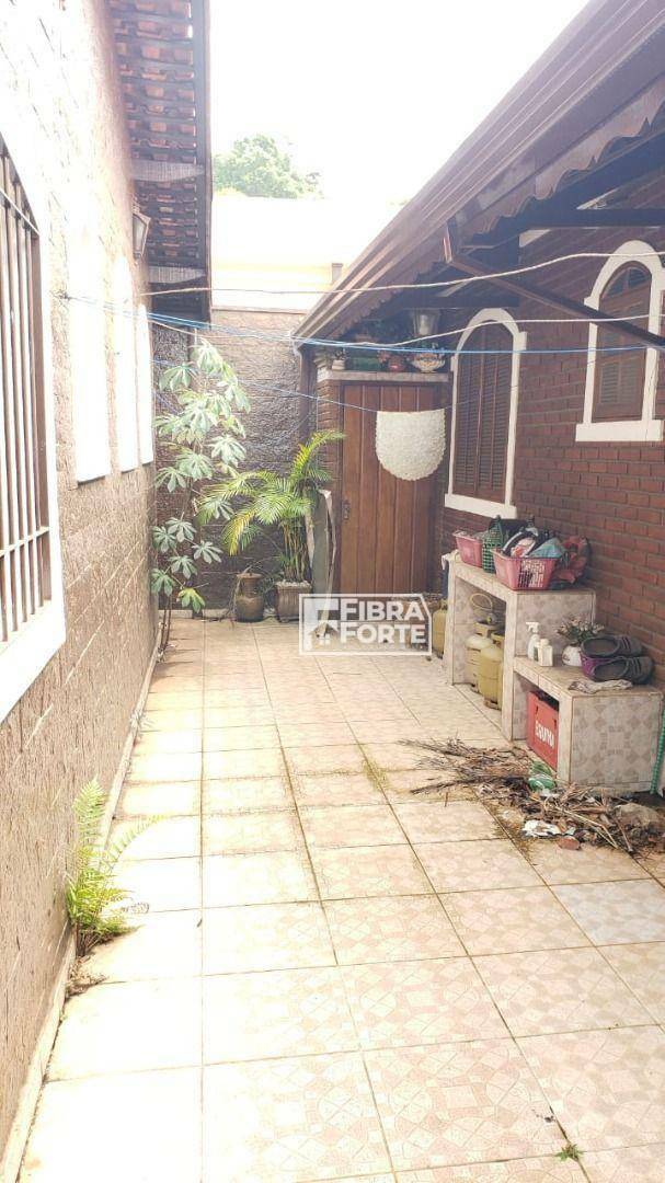 Casa à venda com 2 quartos, 100m² - Foto 21