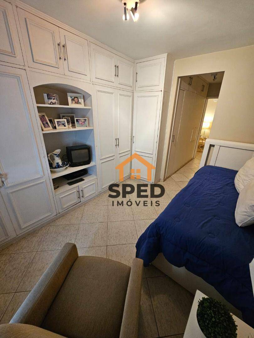 Apartamento à venda com 3 quartos, 220m² - Foto 15