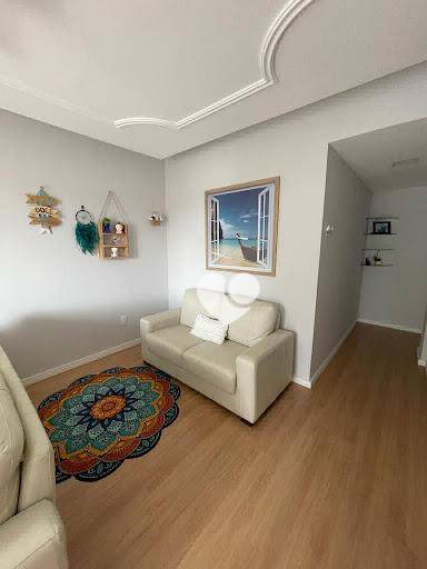 Apartamento à venda com 2 quartos, 79m² - Foto 1