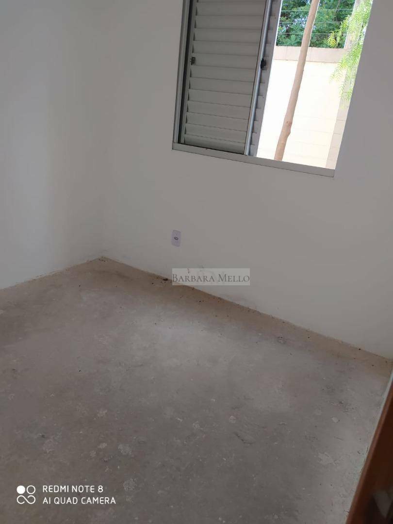 Apartamento à venda com 2 quartos, 45m² - Foto 12